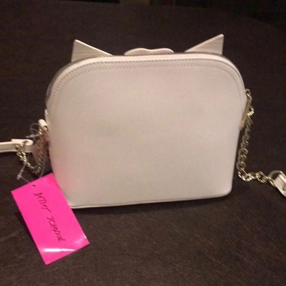 New Betsey Johnson full bloom Satchel cream bag - Picture 2 of 5